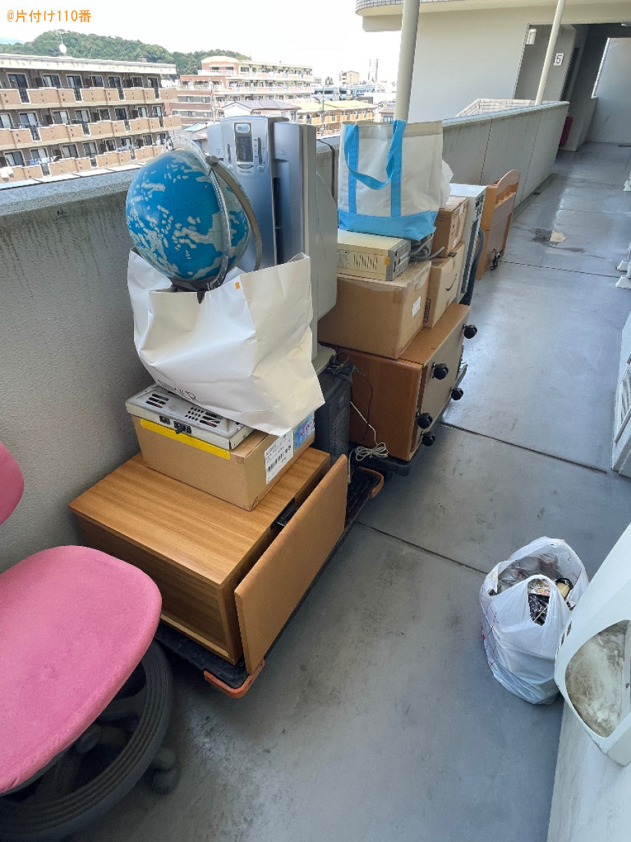 学習机、椅子、PC、ヒーター、空気清浄機、地球儀等の回収・処分