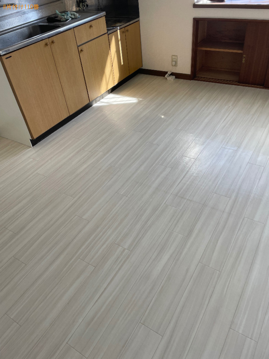 フローリング洗浄とワックス仕上げ、壁紙クリーニングご依頼