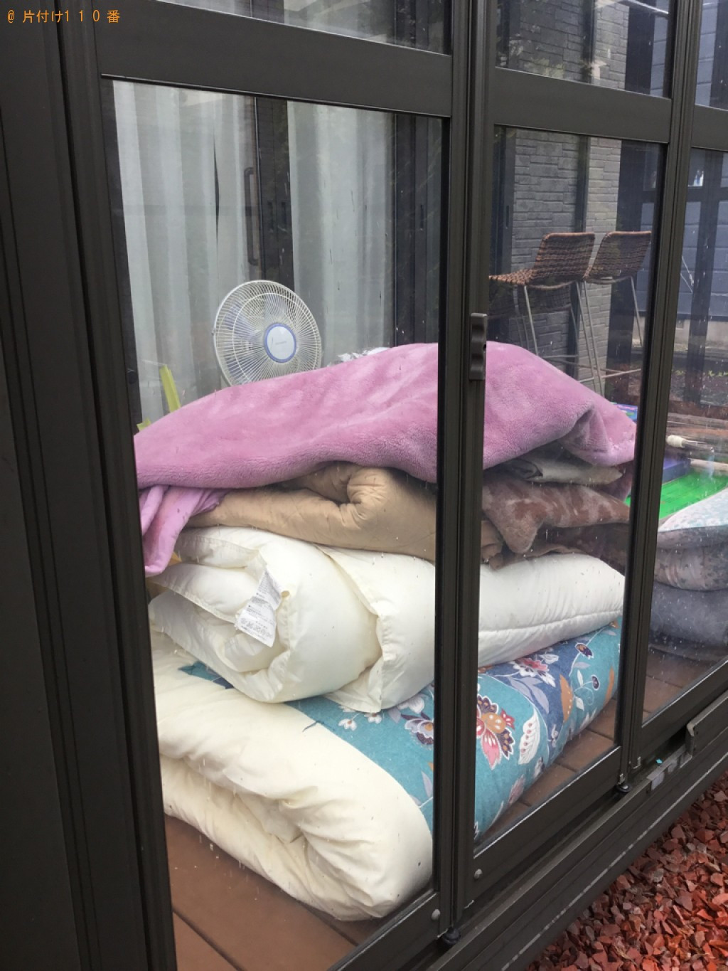 布団、扇風機、こたつ、ゴミ箱、観葉植物、ボール、草等の回収・処分